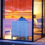 Hotel Wellness Und Brunch Morgenzeit Beheizter Naturteich Genuss Frühstück Bis 13 Uhr Hochkönig Sommercard Maria Alm am Steinernen Meer