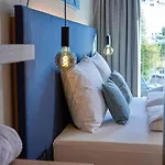 Wellness Und Brunch Morgenzeit Beheizter Naturteich Genuss Frühstück Bis 13 Uhr Hochkönig Sommercard 3*