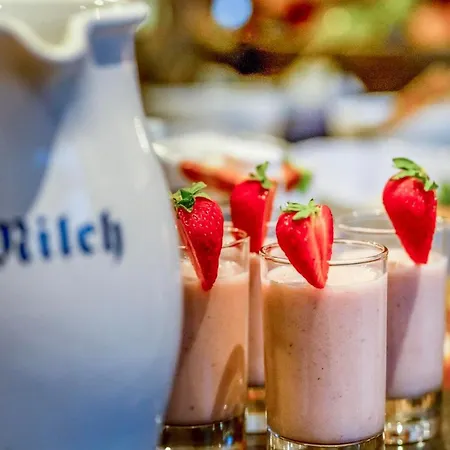 Morgenzeit -natürlich.bed&brunch Hotel Maria Alm am Steinernen Meer