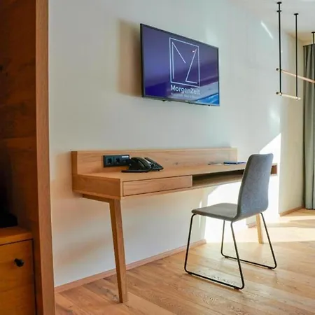 Otel Wellness Und Brunch Morgenzeit Beheizter Naturteich Genuss Fruehstueck Bis 13 Uhr Hochkoenig Sommercard 3*