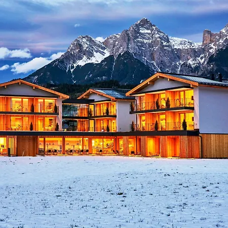 Wellness Und Brunch Morgenzeit Beheizter Naturteich Genuss Fruehstueck Bis 13 Uhr Hochkoenig Sommercard 3*