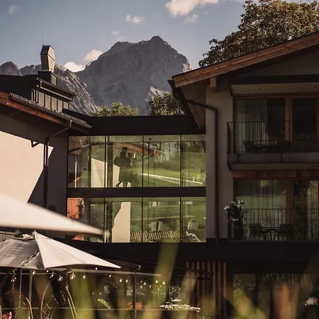 Wellness Und Brunch Morgenzeit Beheizter Naturteich Genuss Fruehstueck Bis 13 Uhr Hochkoenig Sommercard 3*