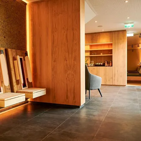 Wellness Und Brunch Morgenzeit Beheizter Naturteich Genuss Fruehstueck Bis 13 Uhr Hochkoenig Sommercard 3*