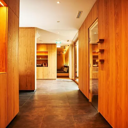 Wellness Und Brunch Morgenzeit Beheizter Naturteich Genuss Fruehstueck Bis 13 Uhr Hochkoenig Sommercard 3*