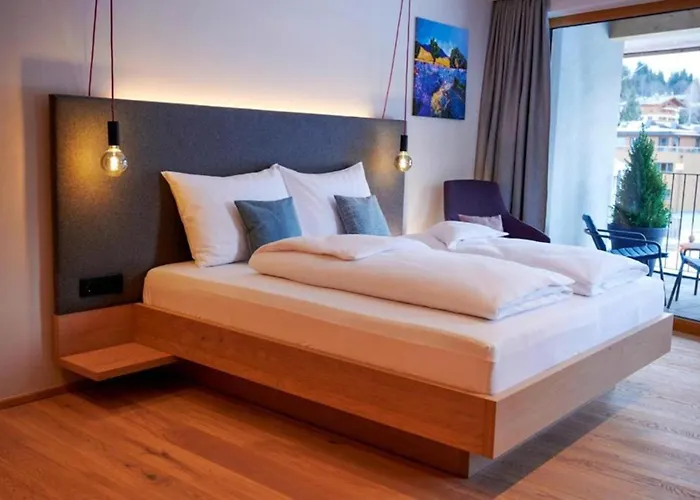 Hotell Wellness Und Brunch Morgenzeit Beheizter Naturteich Genuss Fruehstueck Bis 13 Uhr Hochkoenig Sommercard 3*
