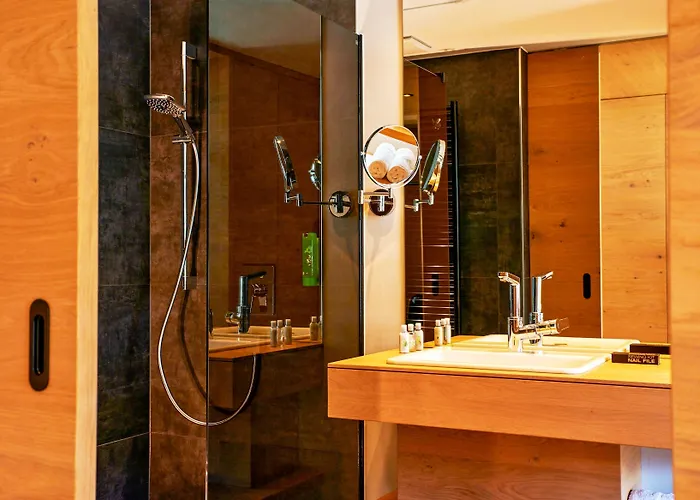 Wellness Und Brunch Morgenzeit Beheizter Naturteich Genuss Fruehstueck Bis 13 Uhr Hochkoenig Sommercard 3* Maria Alm am Steinernen Meer