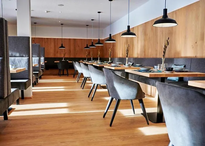 Wellness Und Brunch Morgenzeit Beheizter Naturteich Genuss Fruehstueck Bis 13 Uhr Hochkoenig Sommercard